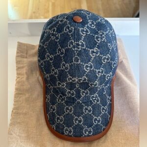 Blue Gucci unisex baseball hat.